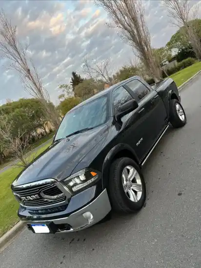 Ram 1500 5.7 Laramie Atx V8 2021 - foto 1