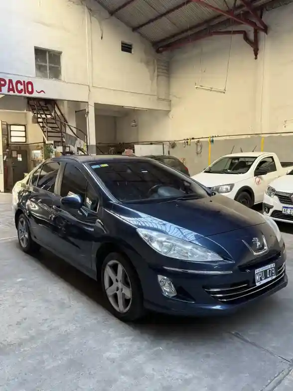 Peugeot 408 2.0 Allure 143Cv 2013 - foto 2