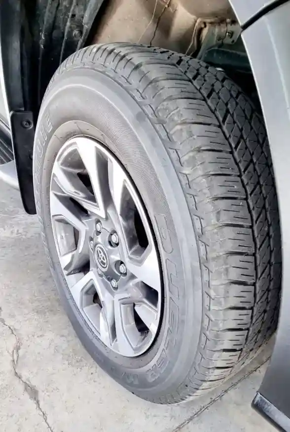 Toyota Hilux Sw4 2.8 Tdi Diamante Ii 4X4 7As 6At 2023 - foto 2