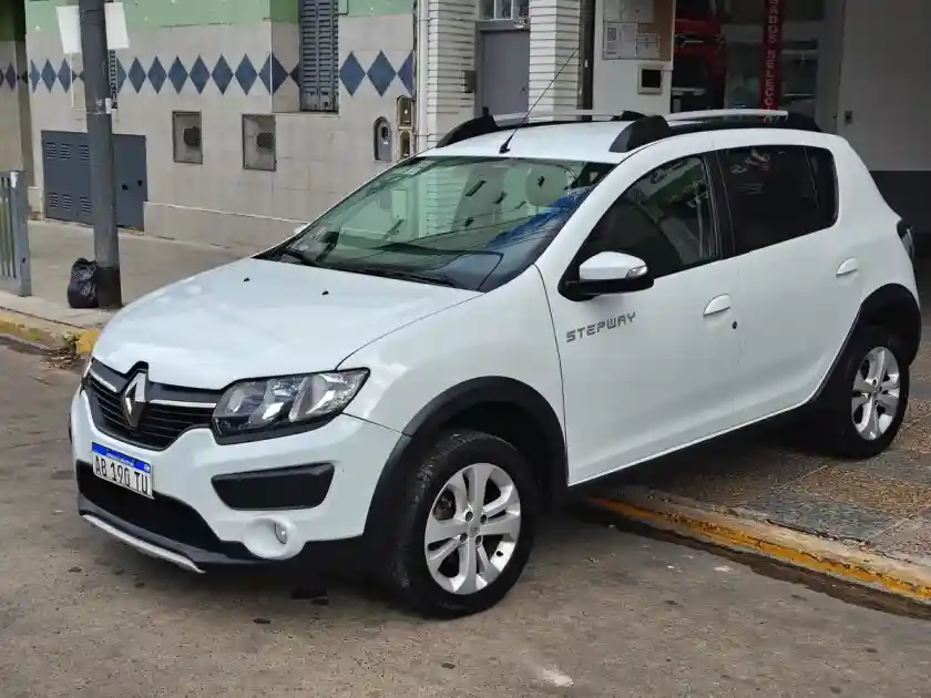 Renault Sandero Stepway 1.6 Privilege 105Cv 2017 - foto 1