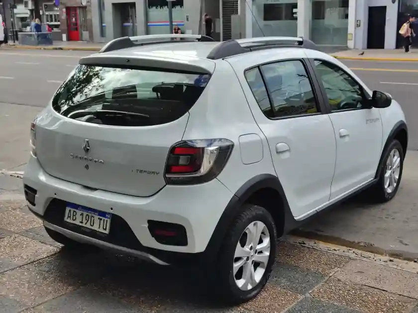 Renault Sandero Stepway 1.6 Privilege 105Cv 2017 - foto 4