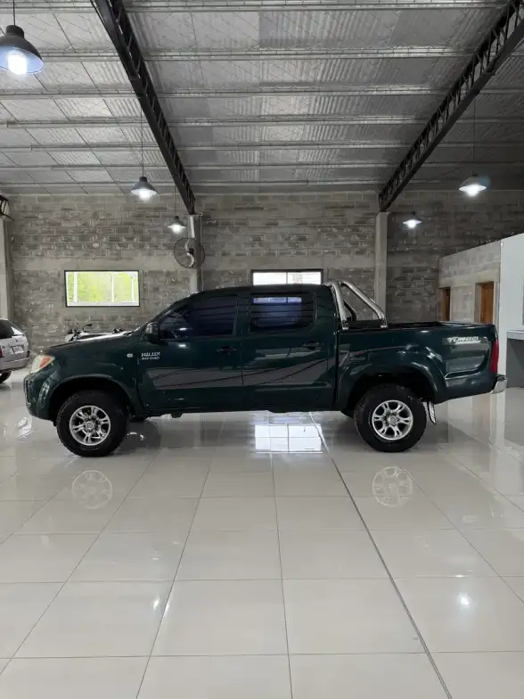 Toyota Hilux Pick-Up 3.0 Sr 2005 - foto 2