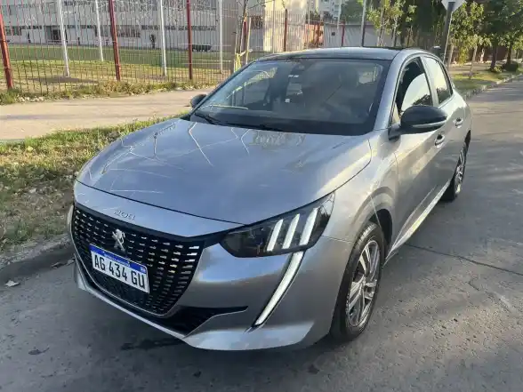 Peugeot 208 1.6 Feline Tiptronic 2024 - foto 1