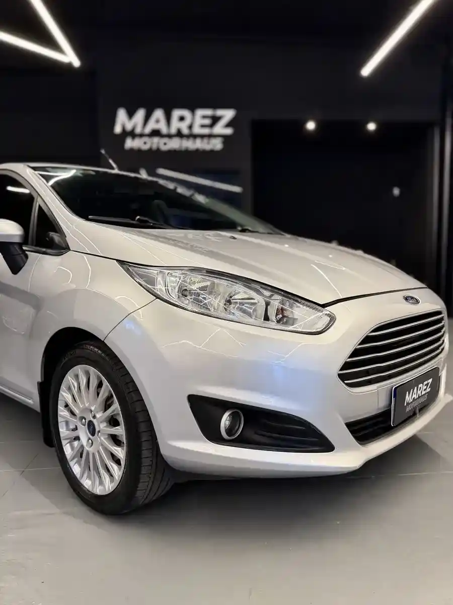 Ford Fiesta Kinetic 1.6 Se Plus 120Cv 2017 - foto 4