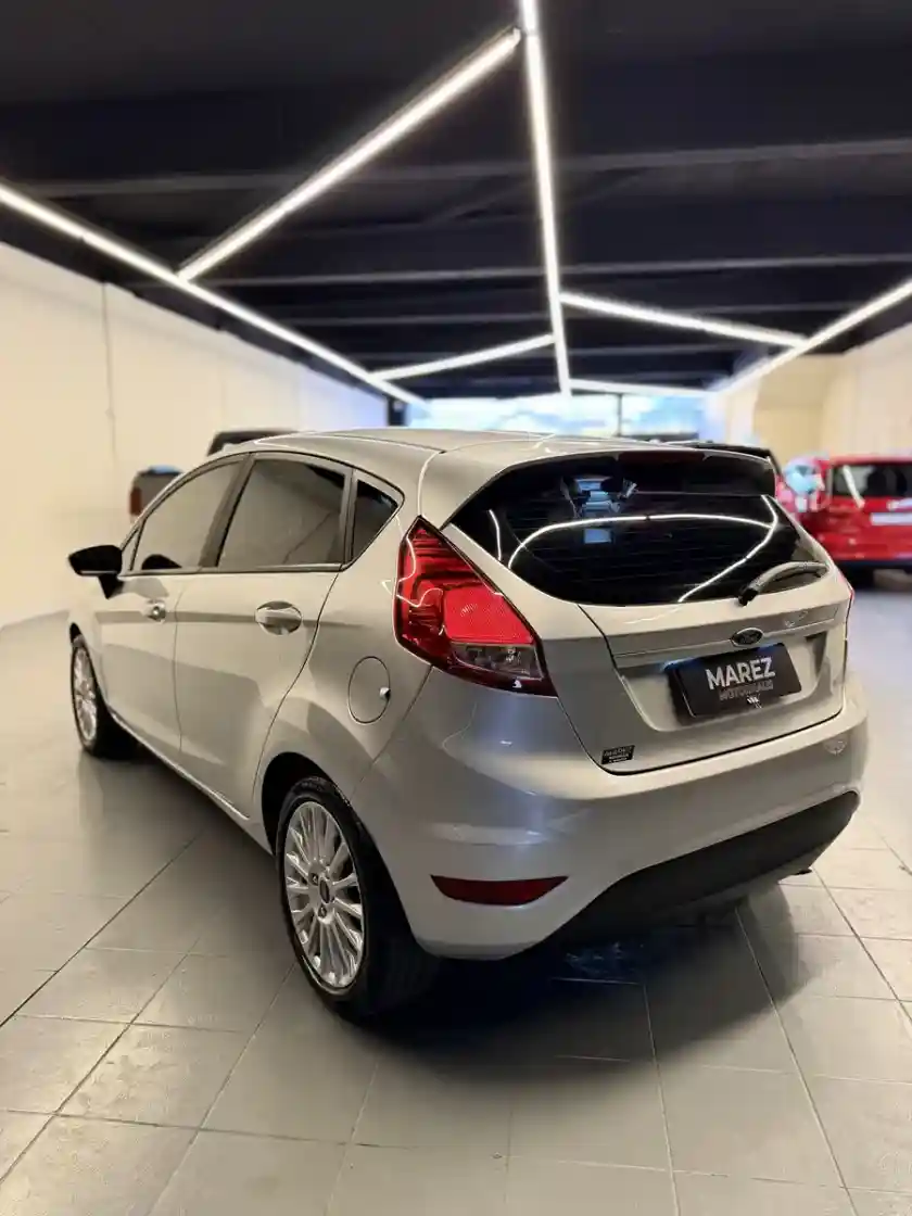 Ford Fiesta Kinetic 1.6 Se Plus 120Cv 2017 - foto 5