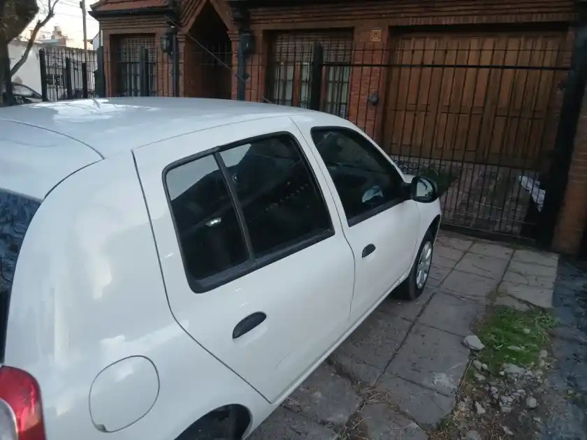 Renault Clio 1.2 Mío Authentique Pack Abs Abcp 2014 - foto 3