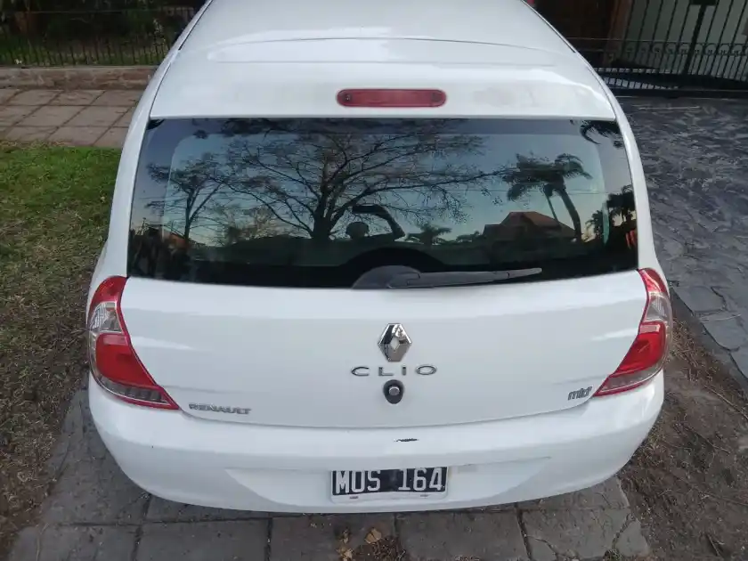 Renault Clio 1.2 Mío Authentique Pack Abs Abcp 2014 - foto 4