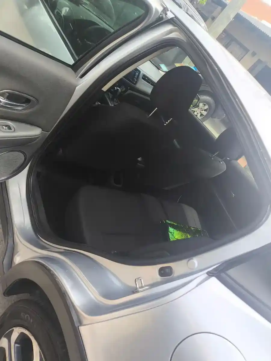 Honda Hr-V 1.8 Lx 2Wd Cvt 2016 - foto 3
