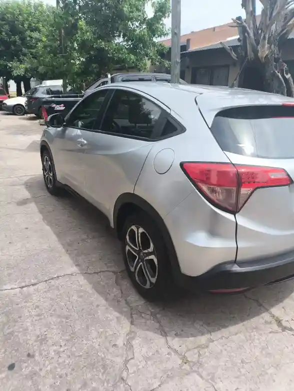 Honda Hr-V 1.8 Lx 2Wd Cvt 2016 - foto 4