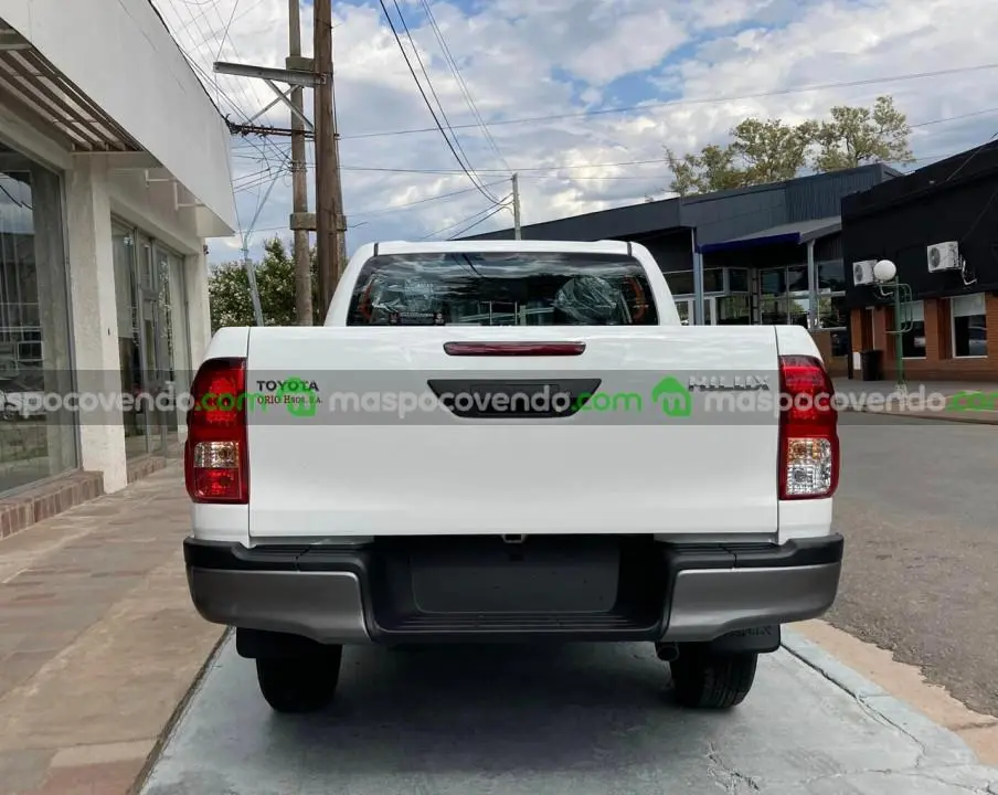 Toyota Hilux D/Cabina 2.4 Tdi Dx 4X2 0Km My2026. Orio Hnos  0 - foto 4