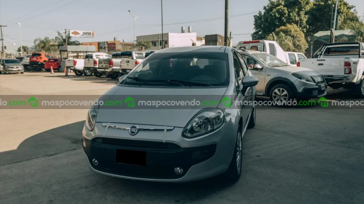 Fiat 2013 Punto 1.4 Attractive L/13  2013 - foto 2