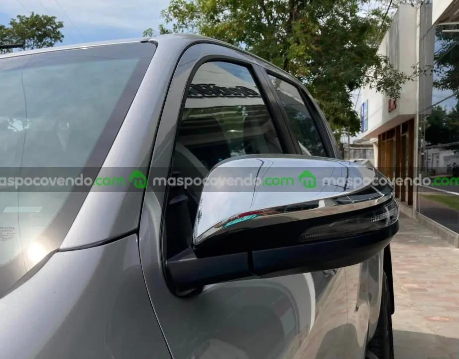 Toyota Hilux D/C 2.8 Tdi 204Cv Automatica Srv 4X2 0Km My2025, Gris Plata  0 - foto 2