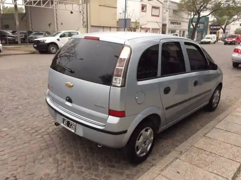 Chevrolet Meriva - foto 2