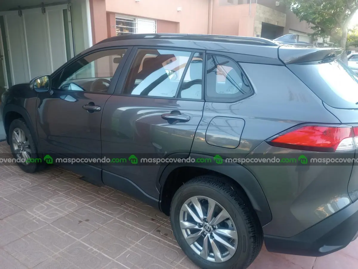 Toyota Corolla Cross Xli 2024  - 22.000 Km  2024 - foto 3