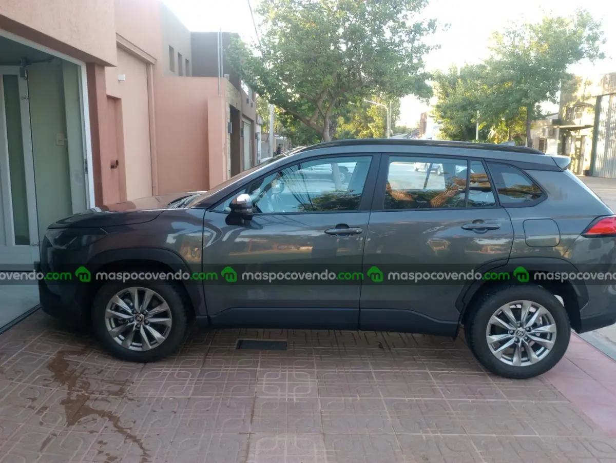 Toyota Corolla Cross Xli 2024  - 22.000 Km  2024 - foto 4