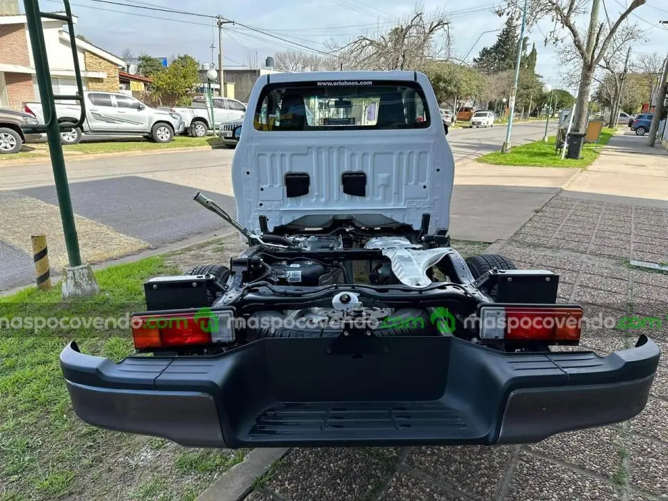 Toyota Hilux Cabina Simple 2.4 Tdi Chasis 4X2 0Km My2026. Orio Hnos  0 - foto 3