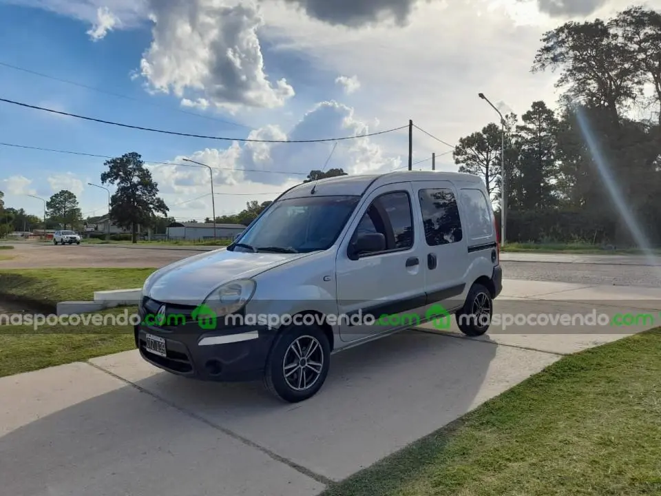 Renault Kangoo Confort 1.6 2P 5 Asientos  0 - foto 4