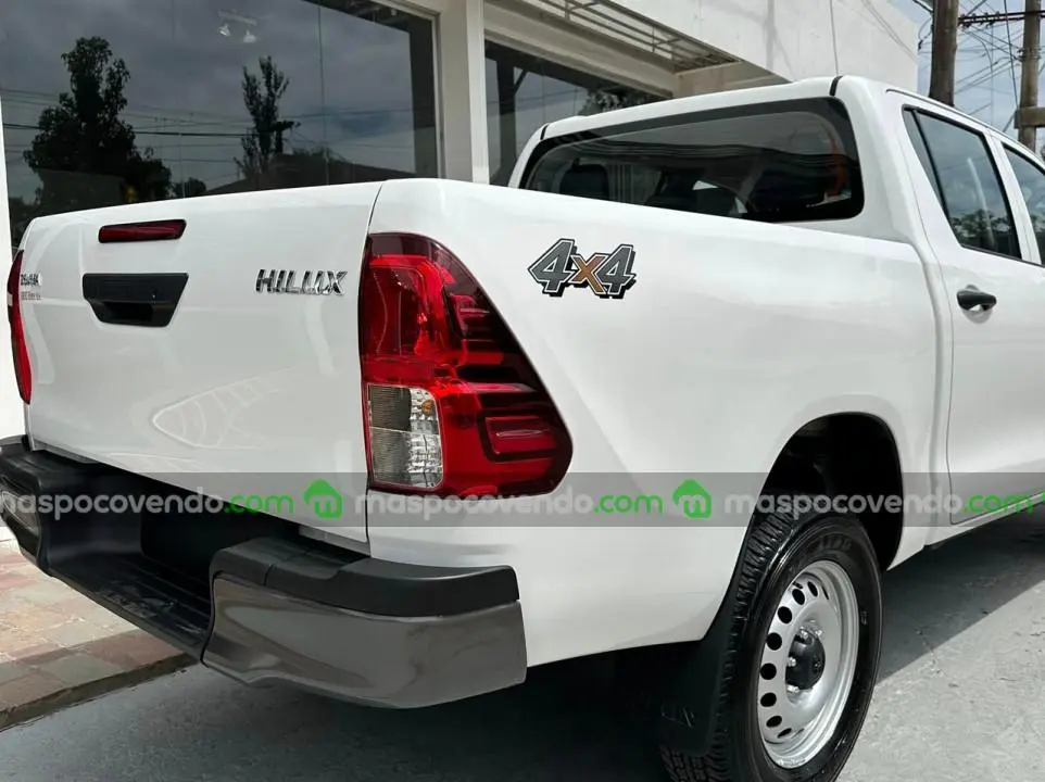 Toyota Hilux D/Cabina 2.4 Tdi Dx 4X4 0Km My2025 Disponible! Orio Hnos  0 - foto 4