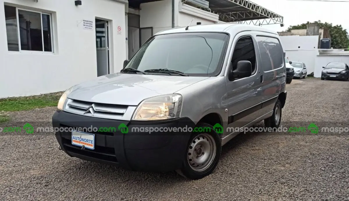 Citroën 2013 Berlingo Furgon 1.4I  2013 - foto 3