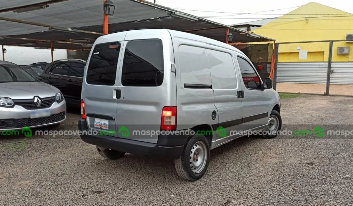 Citroën 2013 Berlingo Furgon 1.4I  2013 - foto 4