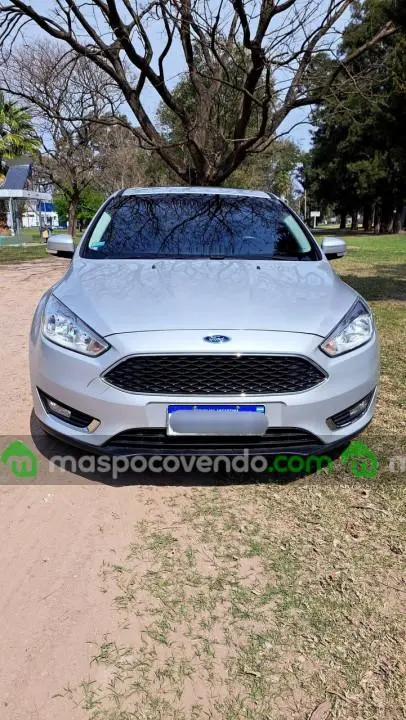 Ford Focus Se Plus 2017  2017 - foto 2