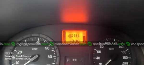 Renault Sandero 0 - foto 1