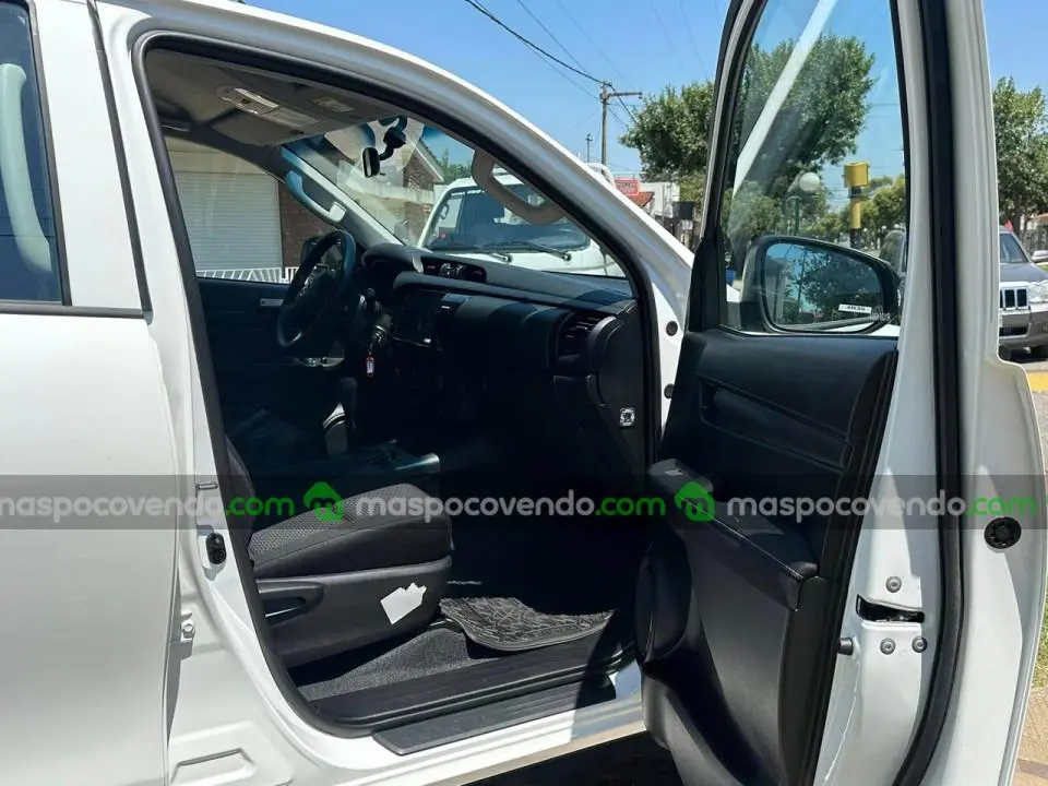 Toyota Hilux D/Cabina 2.4 Tdi Dx 4X4 0Km My2025 Disponibles! Orio Hnos  0 - foto 3
