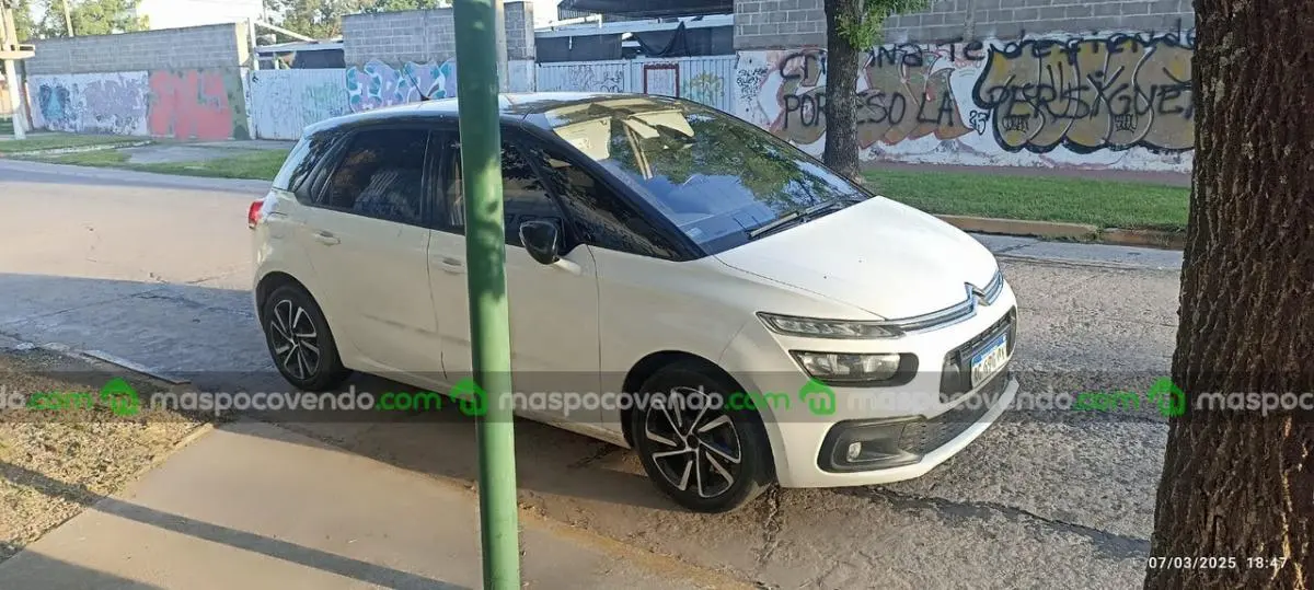 Citroën C4 Picasso Bicolor 2018. Precio Conversable. Canje.  2018 - foto 4