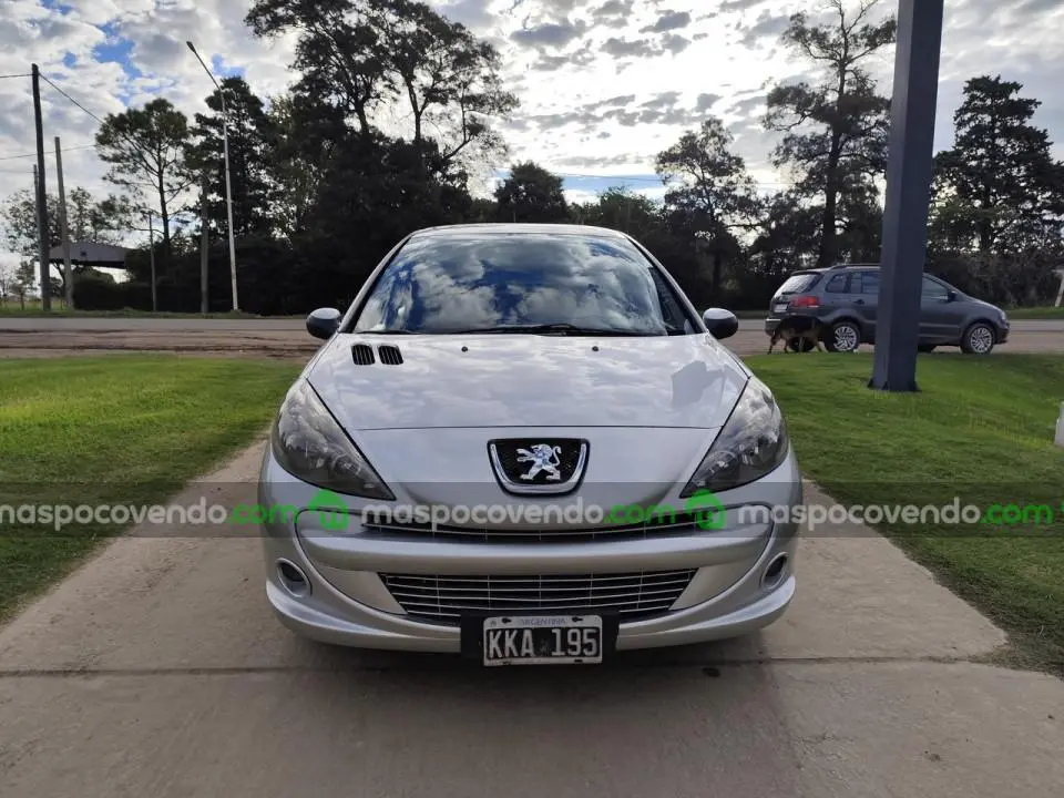 Peugeot 207 Compact Xs 1.4 4P  0 - foto 3