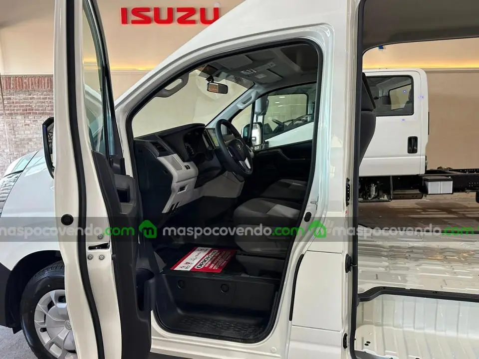 Toyota Hiace Furgon L2H2 2.8 Tdi 6 A/T 0Km My2025 Orio Hnos  0 - foto 3