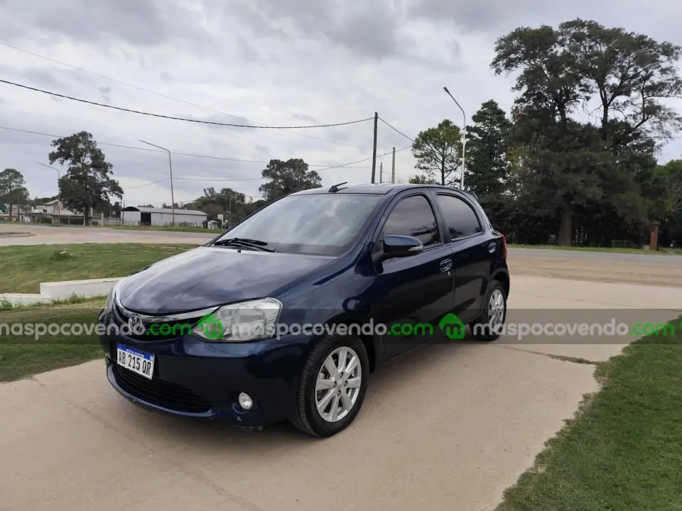 Toyota Etios Xls 1.5 Mt6 5P  0 - foto 5