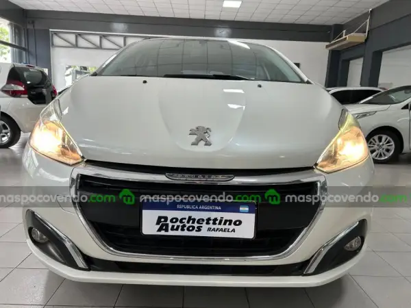Peugeot 208 Allure Nav-2017  2017 - foto 1