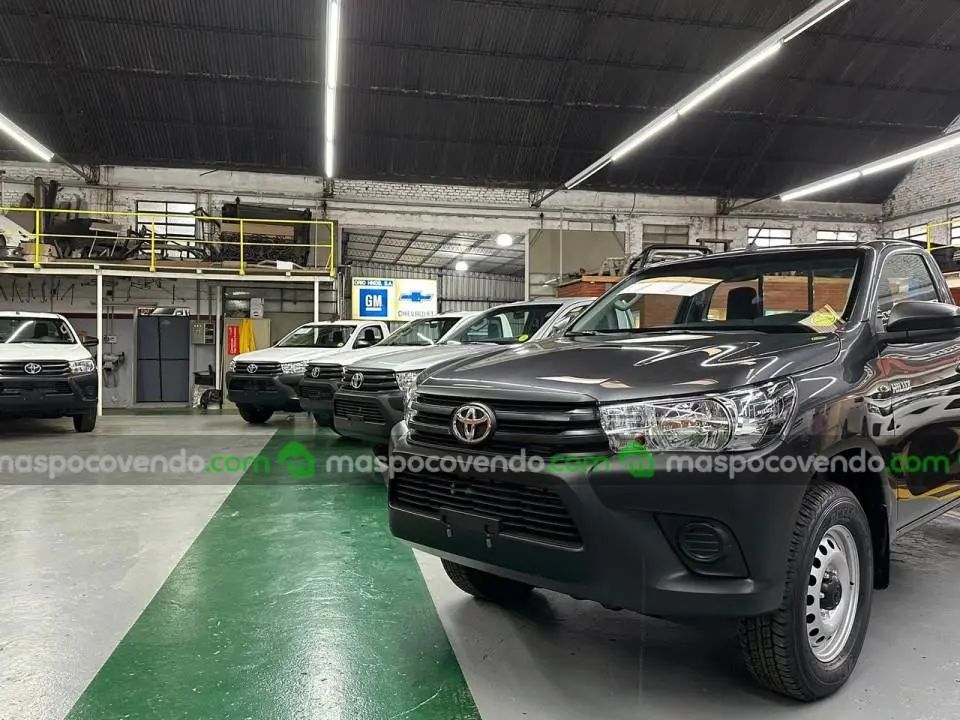 Toyota Hilux C/Simple 2.4 Tdi 4X4 0Km My2026 Orio Hnos  0 - foto 2