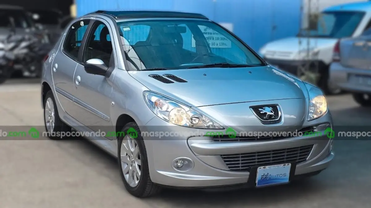 Peugeot 207 Compact 1.6 5P Xt Feline Tip 2013  2013 - foto 2
