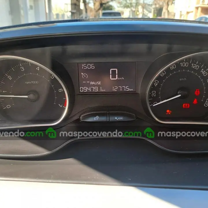 Peugeot 208. Impecable!!  0 - foto 2