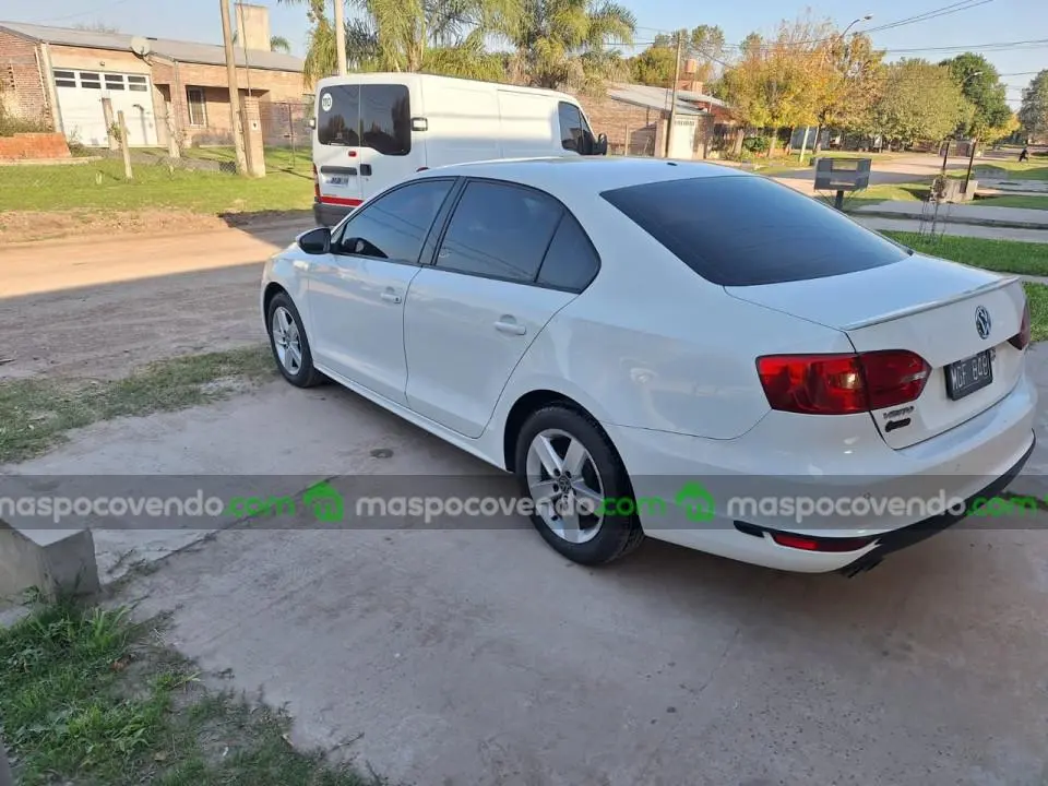 Volkswagen Vento 2.5 Luxury 2013  2013 - foto 3