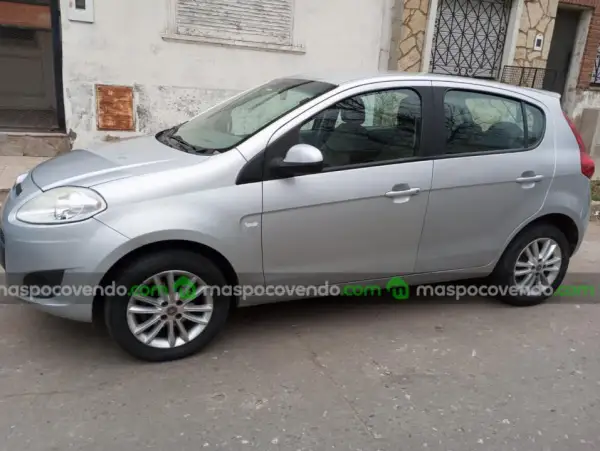 Fiat Palio Essence 2015  2015 - foto 1