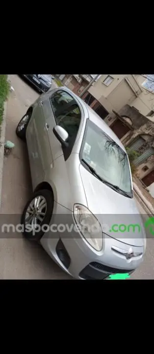 Fiat Palio Essence 2015  2015 - foto 4