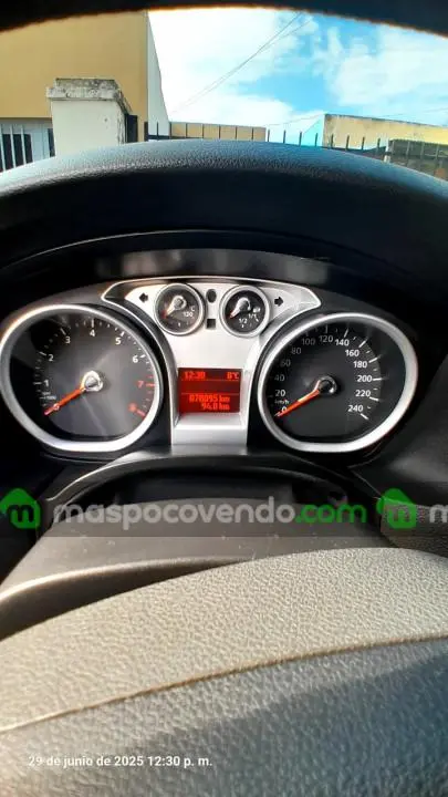 Ford Focus. 90.000 Km  0 - foto 3