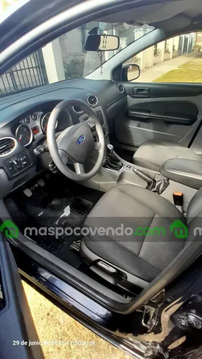 Ford Focus. 90.000 Km  0 - foto 4