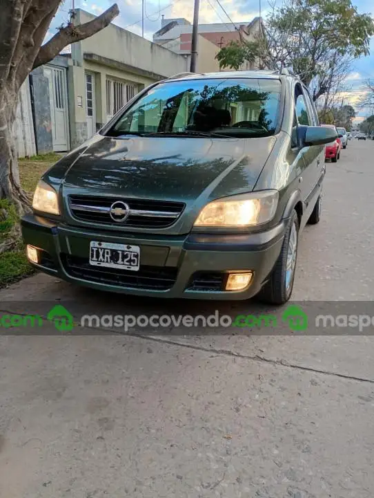 Chevrolet Zafira 2010  2010 - foto 1