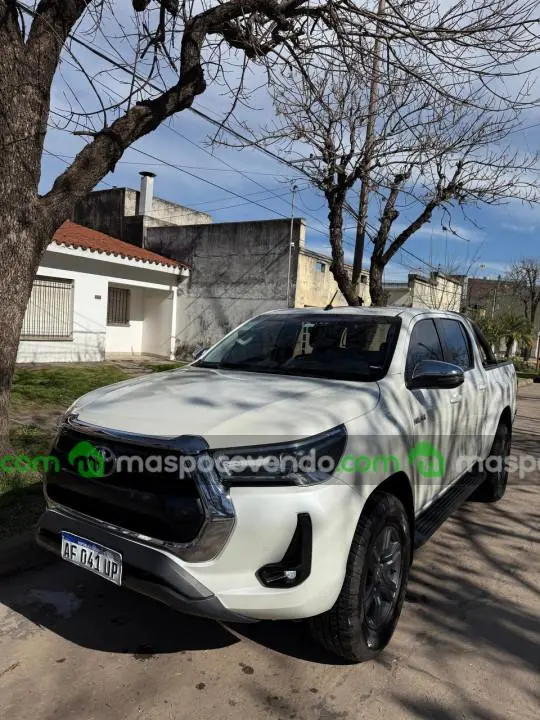 Toyota Hilux Srv 4X4 Tdi At6 L/21 2.8 Dc 2021  2021 - foto 2