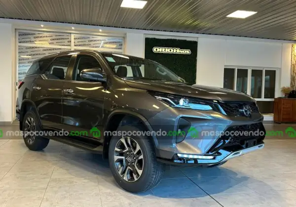 Toyota Sw4 2.8 Tdi A/T6 7Asientos Srx 4X4 0Km My2025 Orio Hnos  0 - foto 1