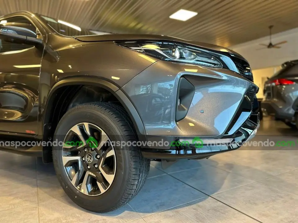 Toyota Sw4 2.8 Tdi A/T6 7Asientos Srx 4X4 0Km My2025 Orio Hnos  0 - foto 5