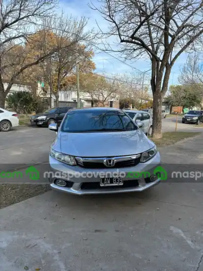 Honda Civic - foto 1