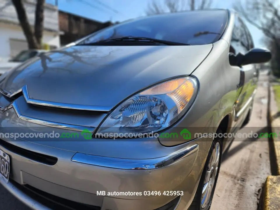 Citroën Xsara Picasso 1.6 16V Exclusive 2012 97Mil Km  2012 - foto 2