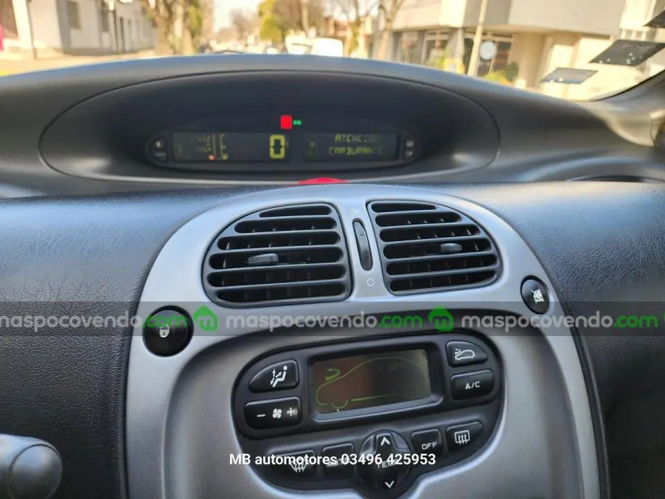 Citroën Xsara Picasso 1.6 16V Exclusive 2012 97Mil Km  2012 - foto 5