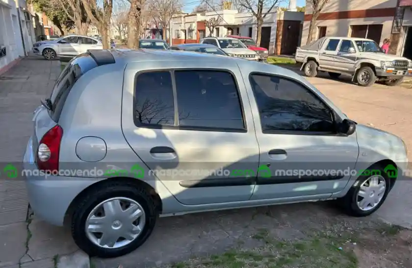 Renault Clio - foto 2