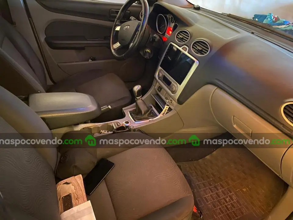 Ford Focus 2  0 - foto 2