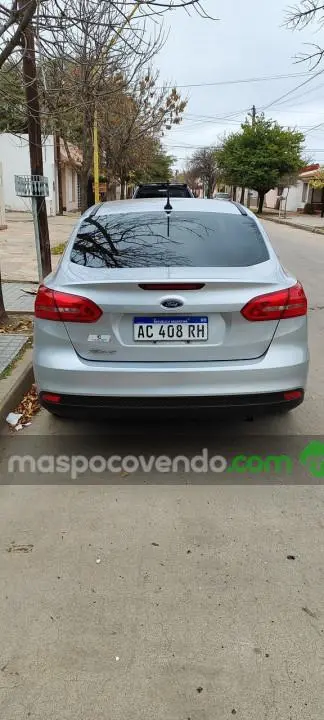 Ford Focus 2018 Impecable  Recibo Menor De Mi Interés  2018 - foto 2